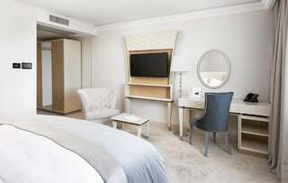 Отель Hotel Tresor Le Palais Тимишоара Superior Double Room  with free SPA access-4